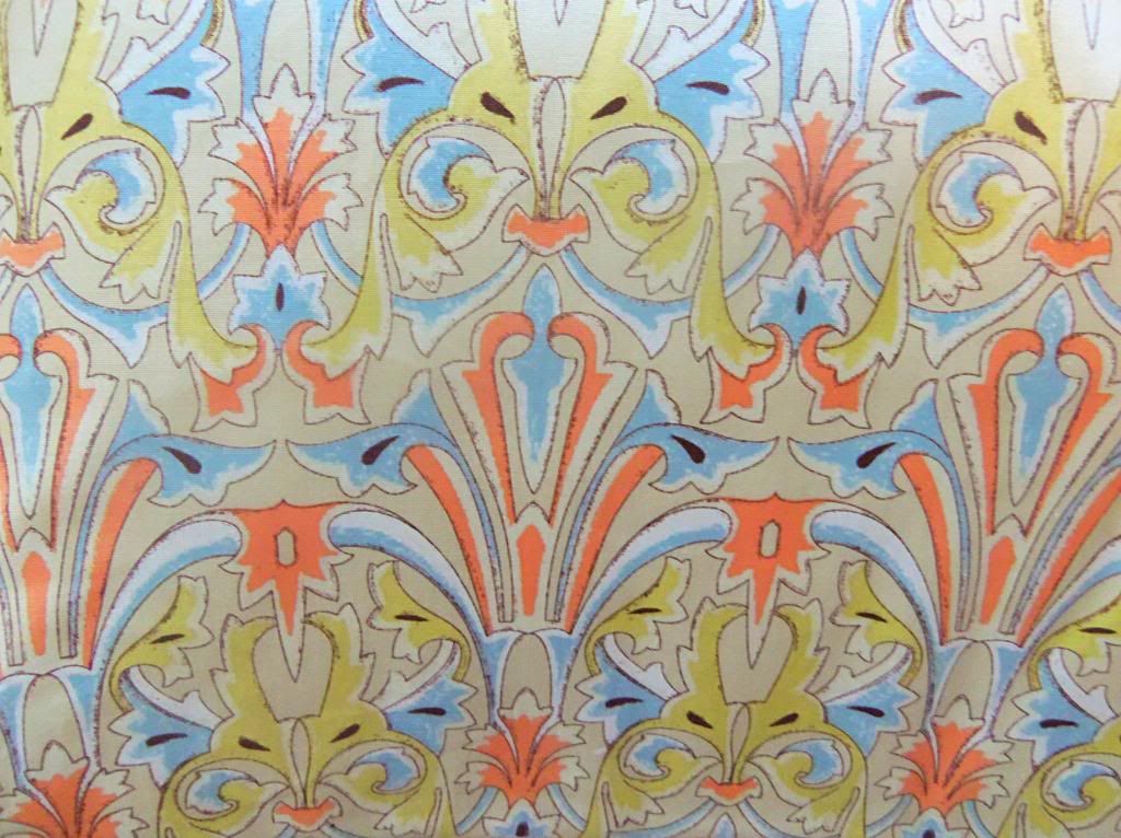 3squeezes Upholstered Ikea Chair